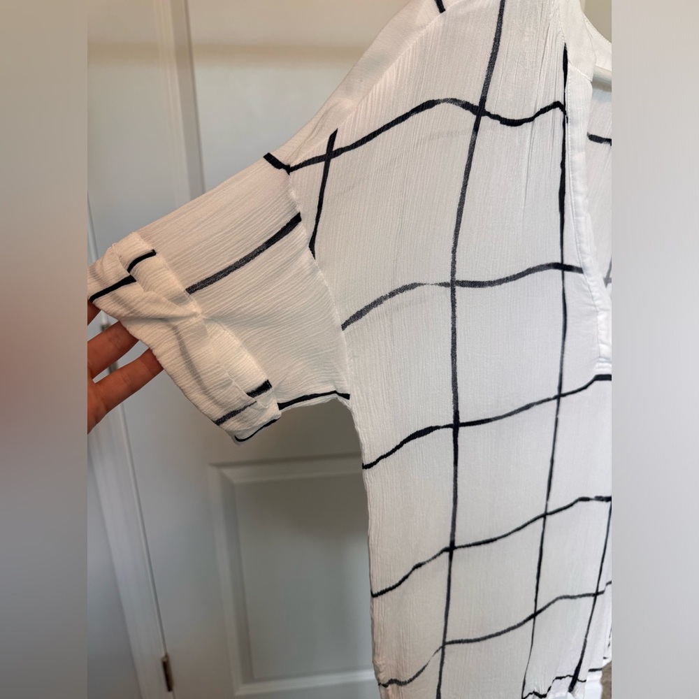 BOUTIQUE TOP 🤍🤍🤍 - Picture 4 of 4
